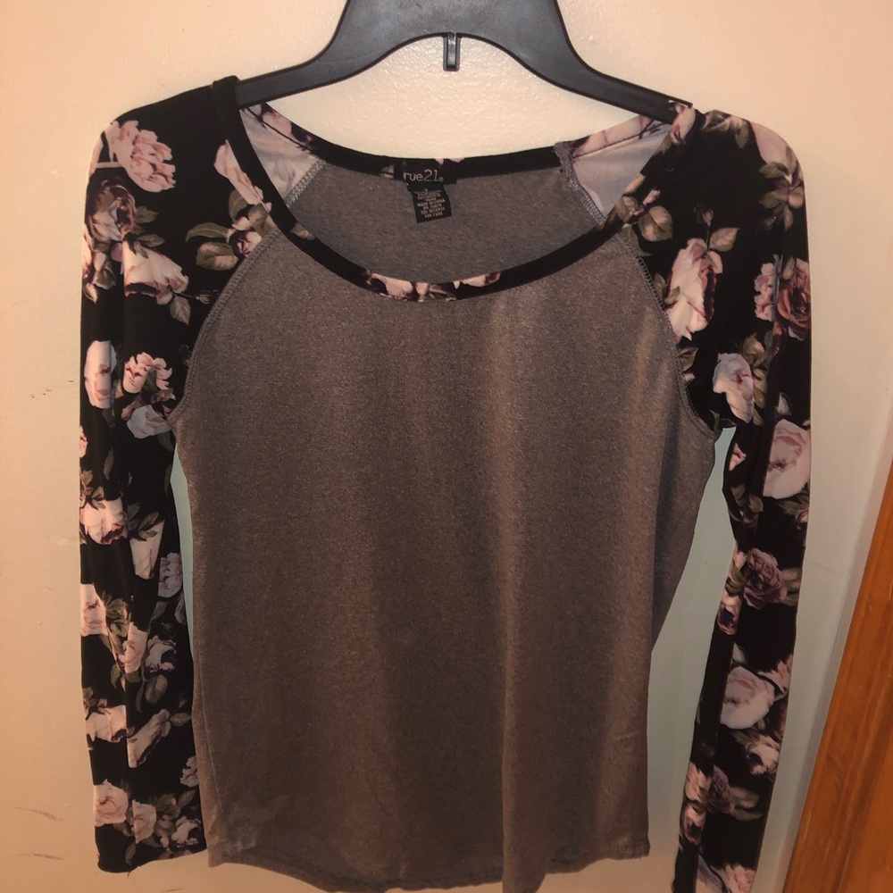 Rue 21 long sleeve shirt